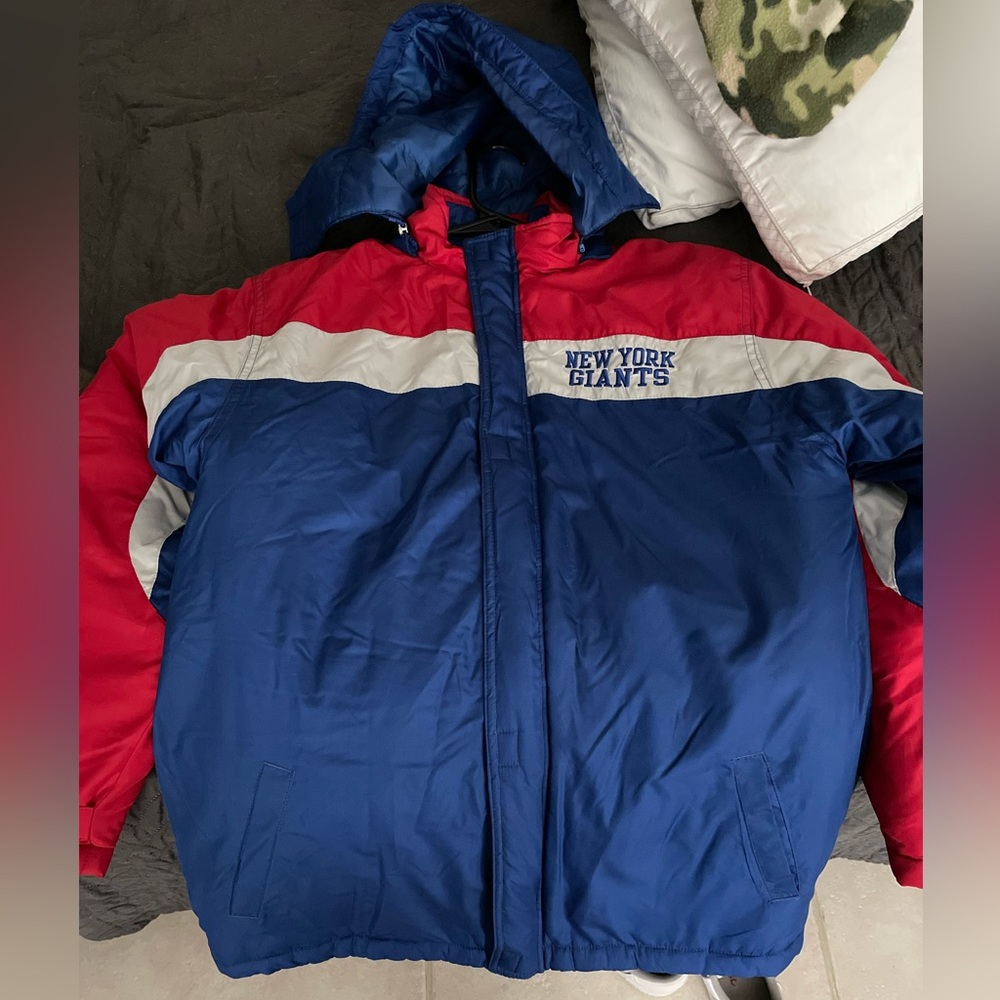 NFL Team Apparel New York Giants Youth XL Fits Like A Mens Medium